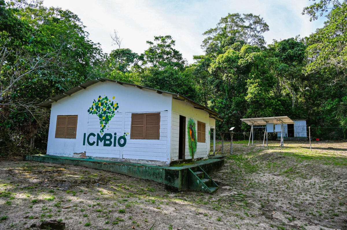 Base of ICMBio in Pé da Serra community inside Serra do Divisor National Park and only base inside the national park of ICMBio.